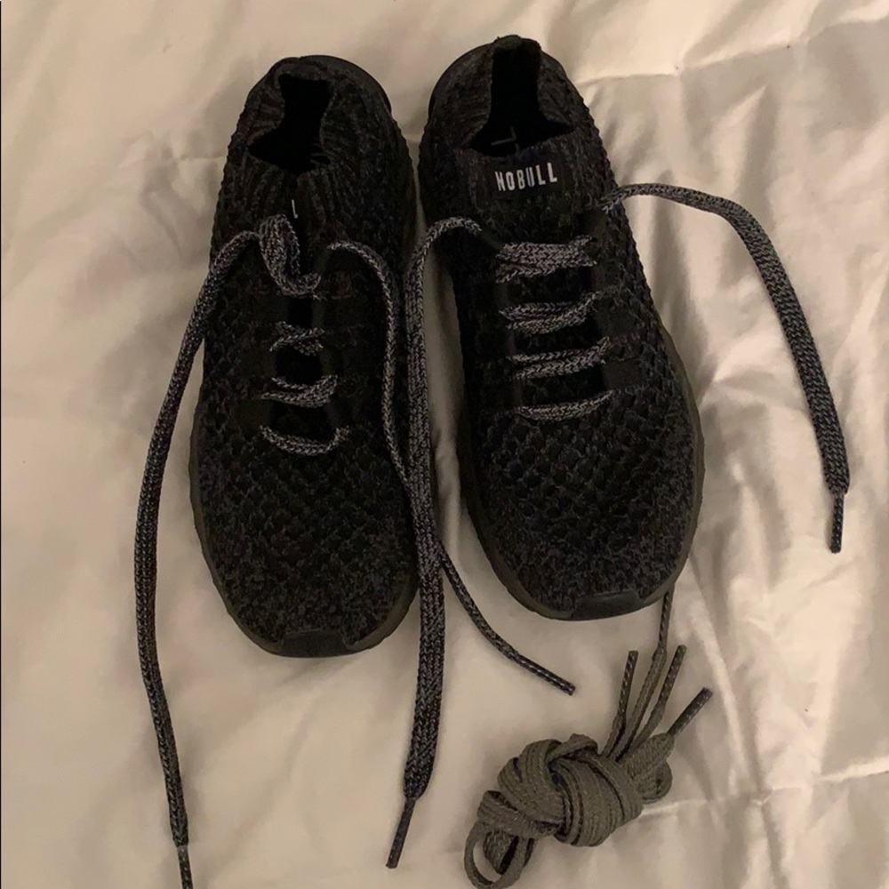 Women’s NOBULL size 8 trainer